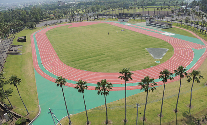 秋田市八橋運動公園陸上競技場