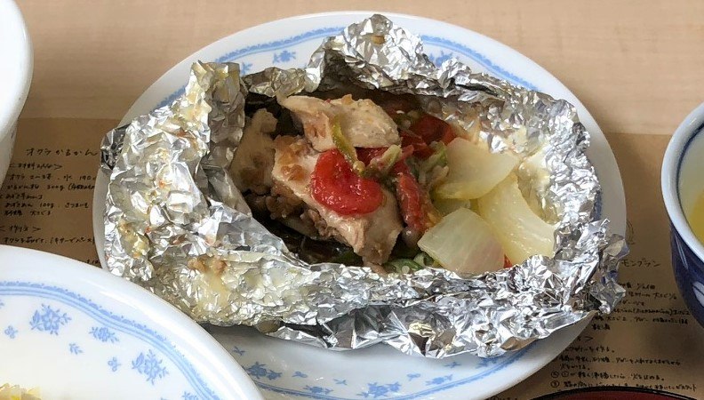 鶏肉と野菜のホイル焼き.jpg