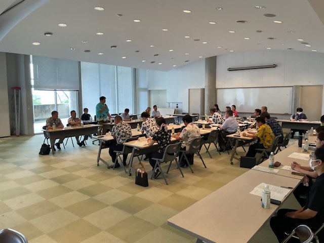 デザイン社員総会.jpg